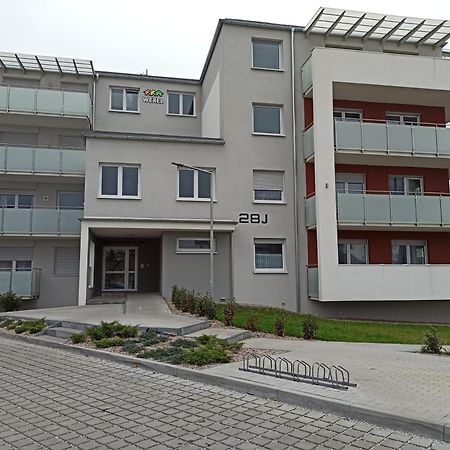 Apartamenty Wrzesnia III Exterior photo